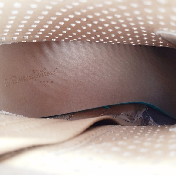 🍂 Universal Thread Crissy Laser Cut Ankle Boots Size 10 - Picture 8 of 12